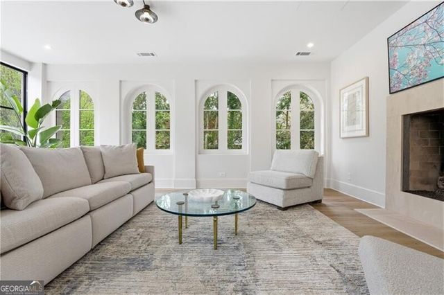 3625 Tuxedo Road NW, Atlanta, GA 30305