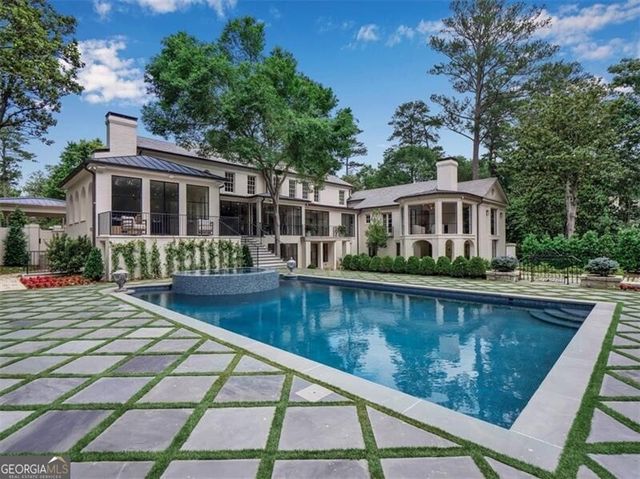 3625 Tuxedo Road NW, Atlanta, GA 30305