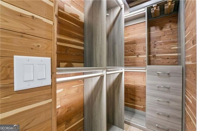 3625 Tuxedo Road NW, Atlanta, GA 30305