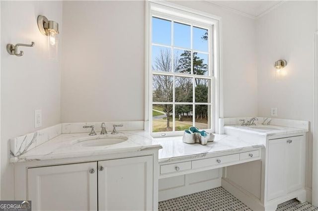 3625 Tuxedo Road NW, Atlanta, GA 30305