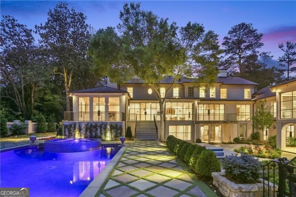 3625 Tuxedo Road NW, Atlanta, GA 30305