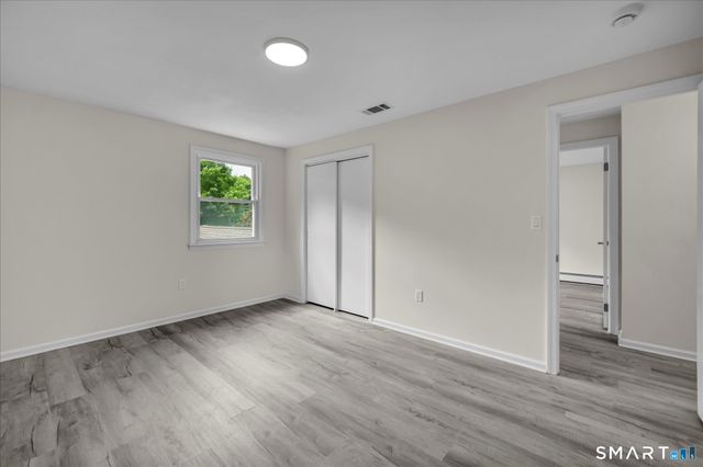 22 Settler Circle, Windsor, CT 06095