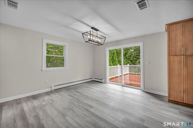 22 Settler Circle, Windsor, CT 06095