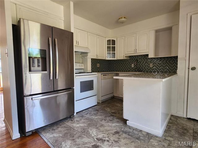 702 Vendome, Manchester, MO 63011