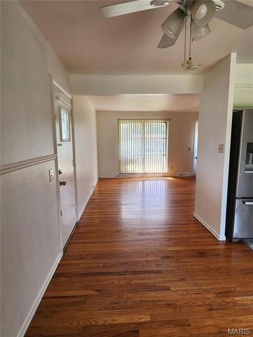702 Vendome, Manchester, MO 63011