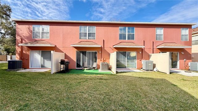 6930 HAWTHORNE TRACE LANE, Riverview, FL 33578