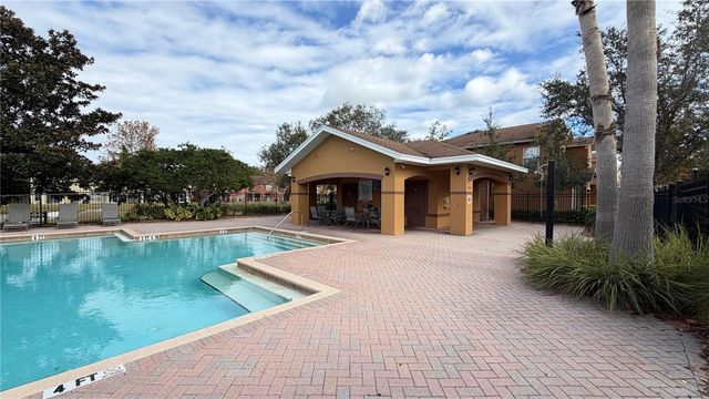 6930 HAWTHORNE TRACE LANE, Riverview, FL 33578