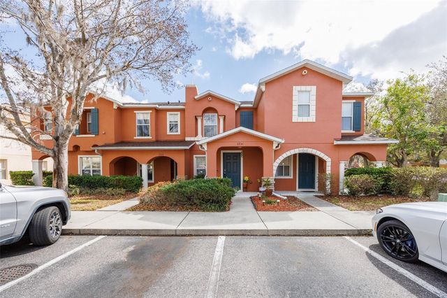 6930 HAWTHORNE TRACE LANE, Riverview, FL 33578