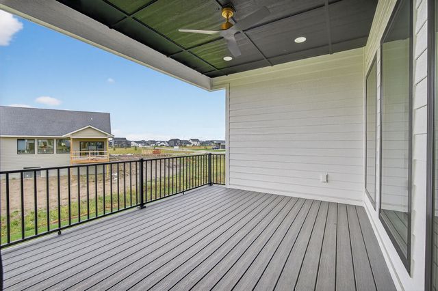 270 NW Montego Court, Waukee, IA 50263