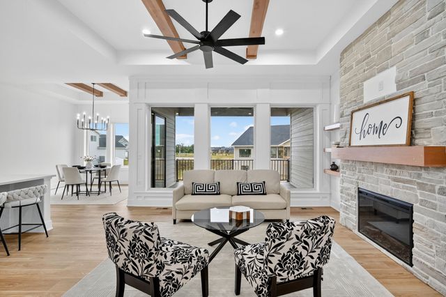 270 NW Montego Court, Waukee, IA 50263