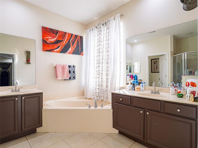 34142 MADIERA LANE, Sorrento, FL 32776