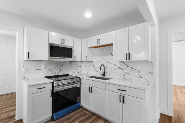 715 Scott Drive, Arlington, TX 76012