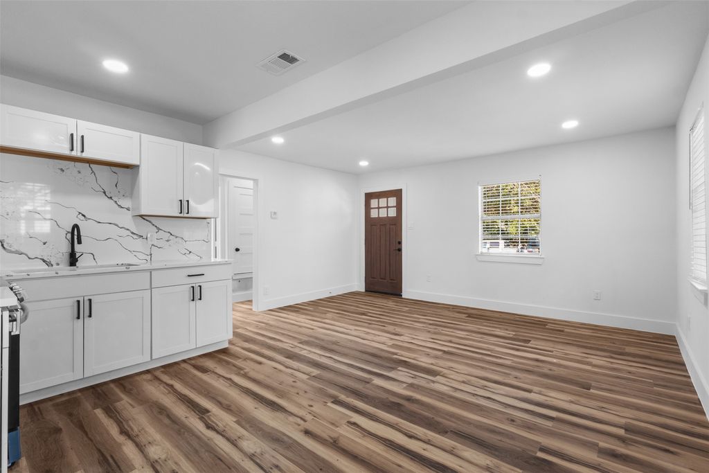 715 Scott Drive, Arlington, TX 76012 — photo 5