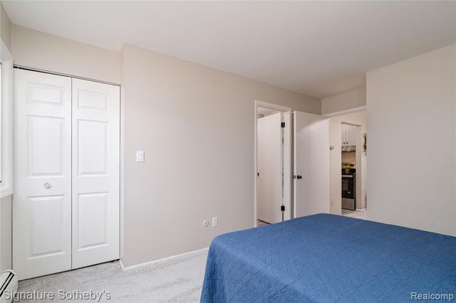 31831 Grand River Avenue 68, Farmington, MI 48336