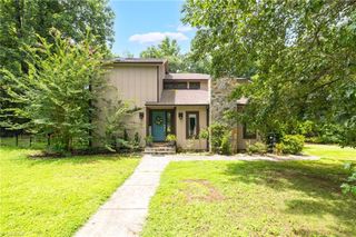 4900 Beaverdale Drive, Greensboro, NC 27406