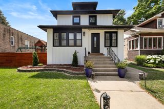 3330 East Avenue, Berwyn, IL 60402