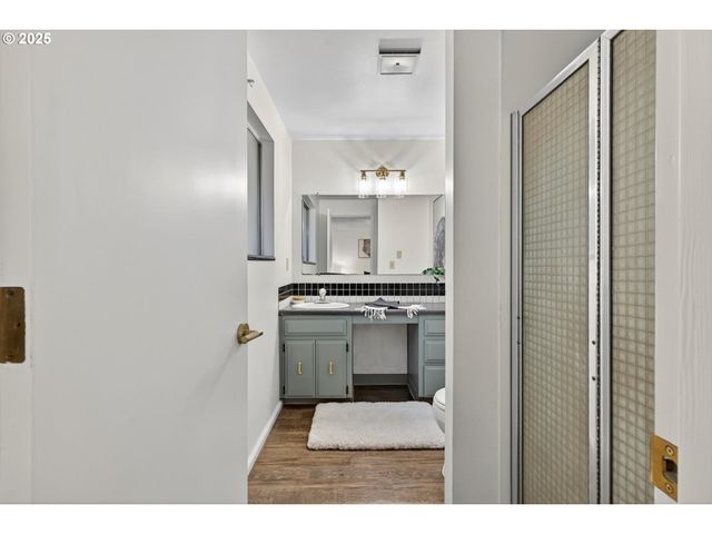 1204 N ELLIOTT Rd, Newberg, OR 97132