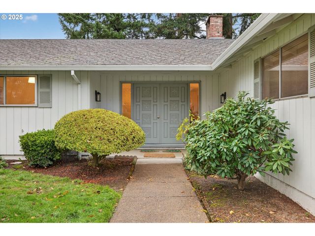 1204 N ELLIOTT Rd, Newberg, OR 97132