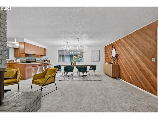 1204 N ELLIOTT Rd, Newberg, OR 97132