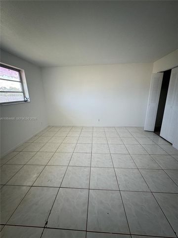 300 NE 1st Ct 205, Hallandale Beach, FL 33009