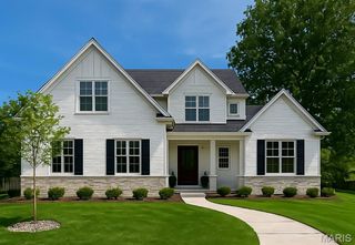 556 N Graeser, Creve Coeur, MO 63141