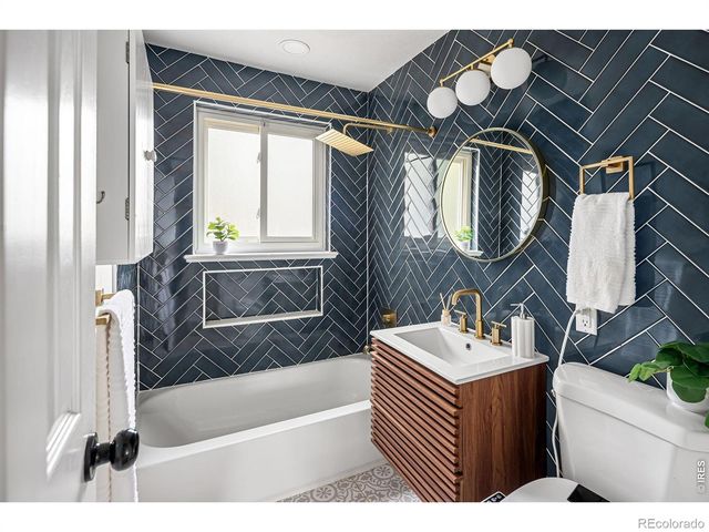 7610 W 24th Avenue, Lakewood, CO 80214