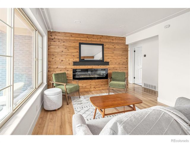 7610 W 24th Avenue, Lakewood, CO 80214