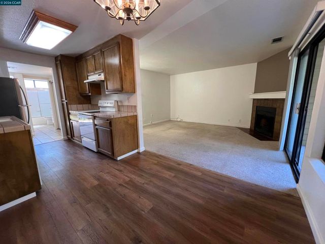 765 Center Ave, Martinez, CA 94553