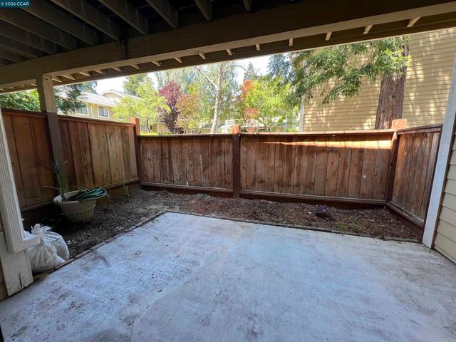 765 Center Ave, Martinez, CA 94553