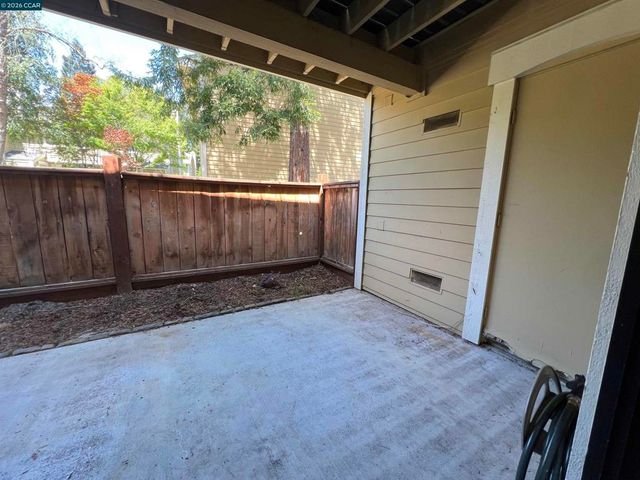 765 Center Ave, Martinez, CA 94553