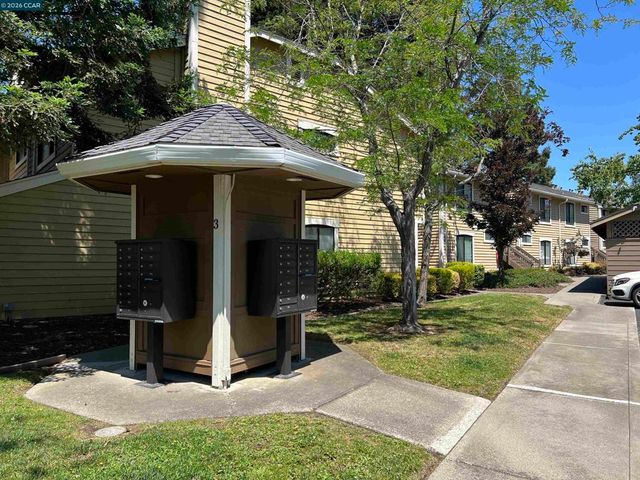 765 Center Ave, Martinez, CA 94553