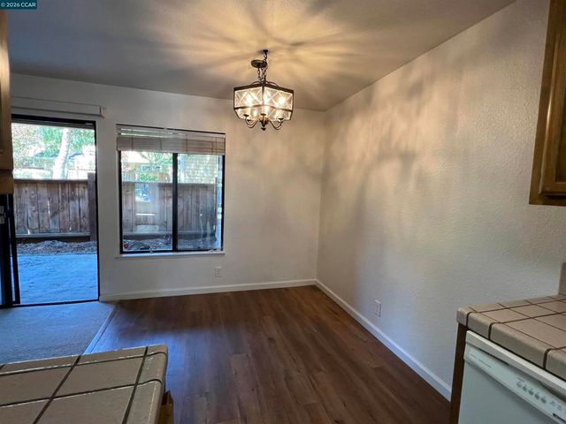 765 Center Ave, Martinez, CA 94553