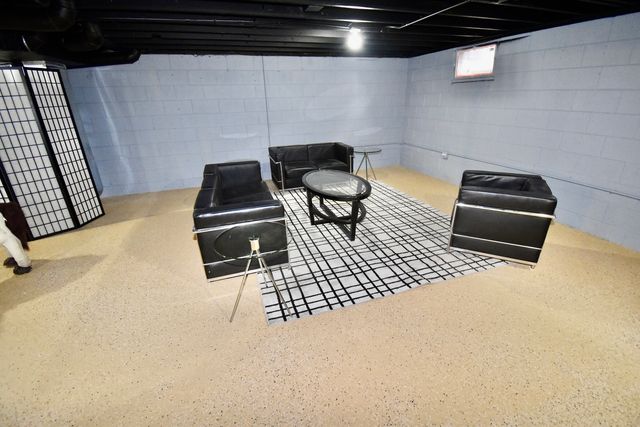 1914 Elim Avenue, Zion, IL 60099