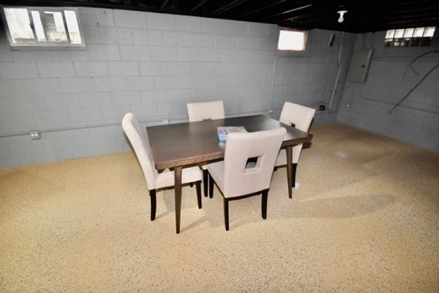 1914 Elim Avenue, Zion, IL 60099