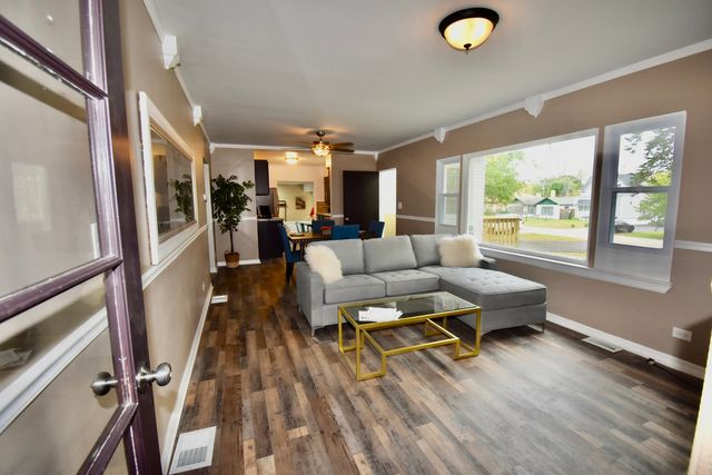 1914 Elim Avenue, Zion, IL 60099