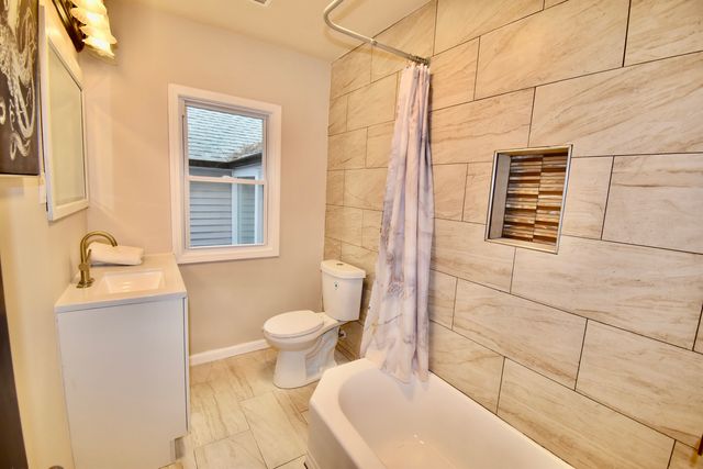 1914 Elim Avenue, Zion, IL 60099