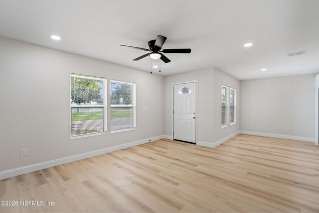 1046 LINE Street, Jacksonville, FL 32209