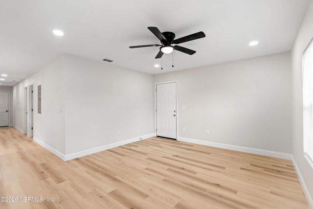 1046 LINE Street, Jacksonville, FL 32209