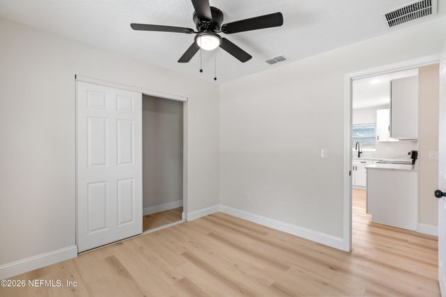 1046 LINE Street, Jacksonville, FL 32209