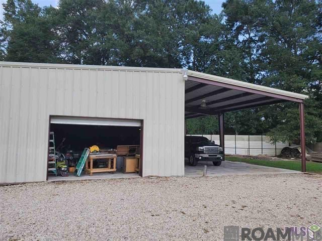 7800 Whitley Rd, Denham Springs, LA 70706