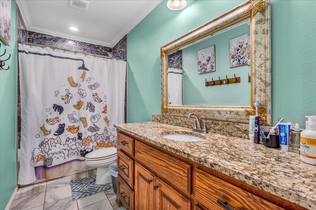 812 E Mcgee Street, Sherman, TX 75090