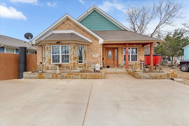 812 E Mcgee Street, Sherman, TX 75090