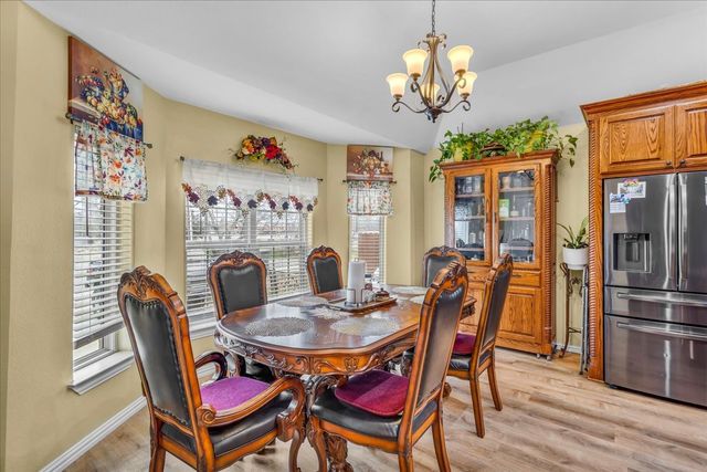 812 E Mcgee Street, Sherman, TX 75090