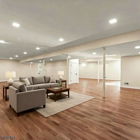 147 Carter Dr, Lawrence Twp., NJ 08540