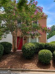 235 Chads Ford Way, Roswell, GA 30076