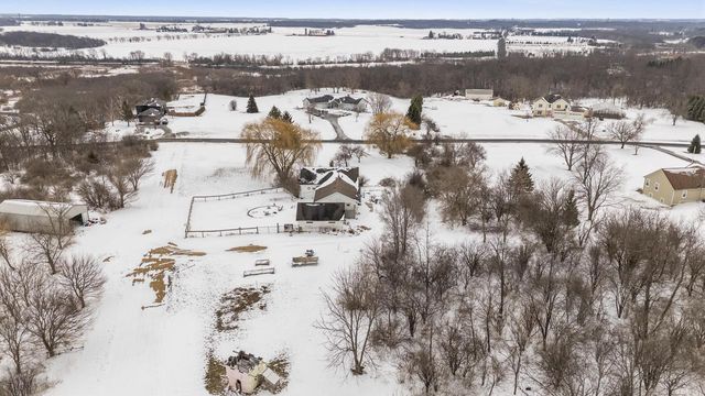 W8320 Springwood LANE, Delavan, WI 53115