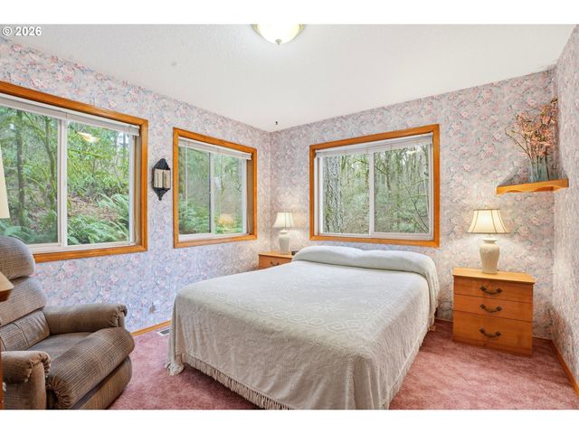 16240 Se MAPLE HILL Ln, Happy Valley, OR 97086