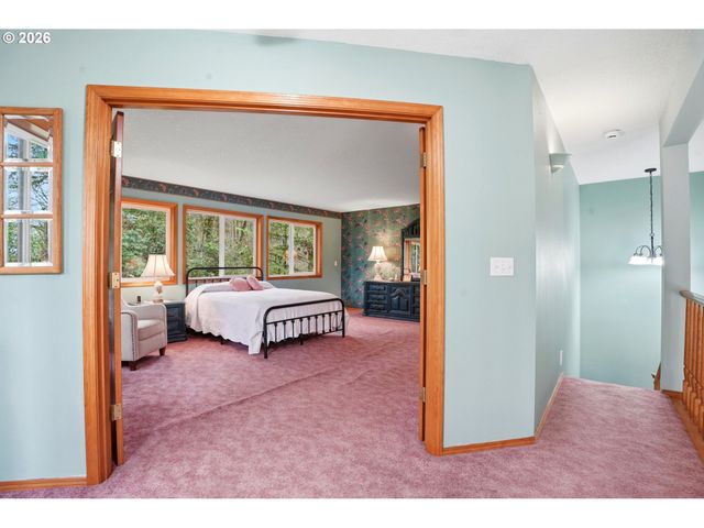 16240 Se MAPLE HILL Ln, Happy Valley, OR 97086