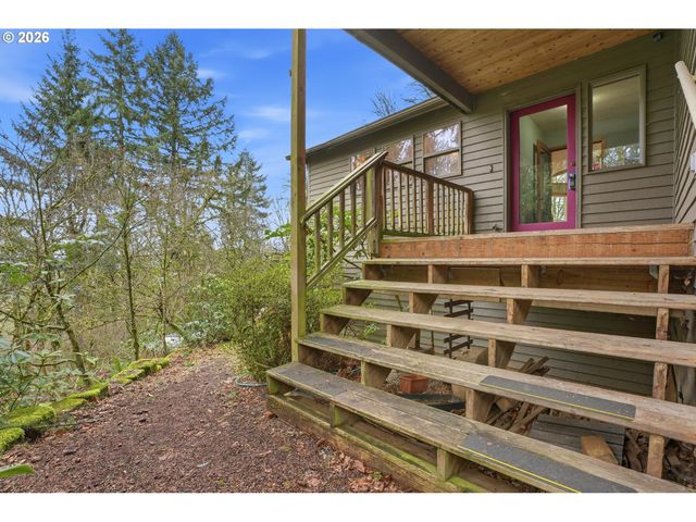 16240 Se MAPLE HILL Ln, Happy Valley, OR 97086