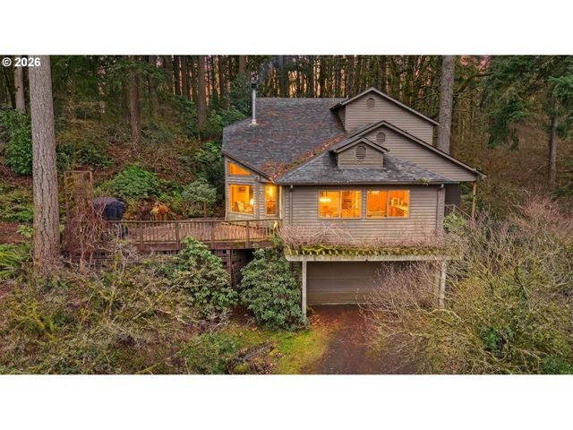 16240 Se MAPLE HILL Ln, Happy Valley, OR 97086